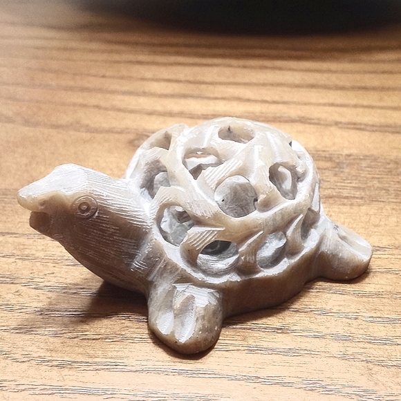 Soap Stone Hand Carved Turtle with Turtle Interior - Picture 7 of 12